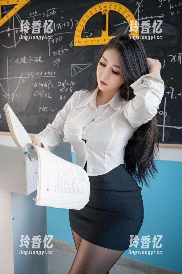 微密圈 - 厨房120斤的小王同学，一边做饭一边“免费美图”的日常，简直是个神仙日常