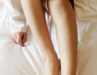 3Agirl套图：玩转粉红香蕉，少女心的杂技秀