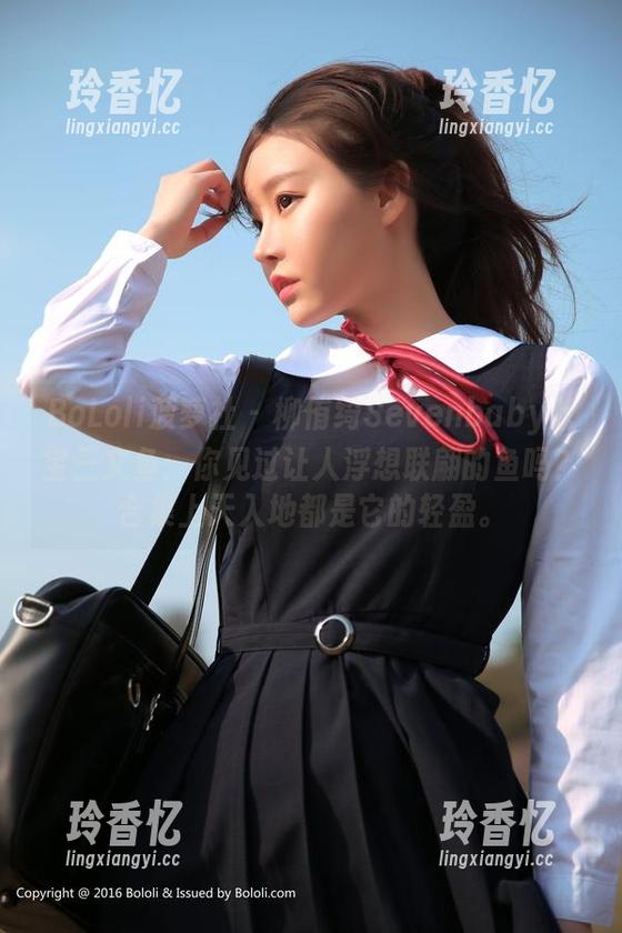 BoLoli菠萝社 - 柳侑绮Sevenbaby七宝三文鱼：你见过让人浮想联翩的鱼吗？合集上天入地都是它的轻盈。