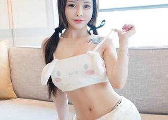 Feilin嗲囡囡 – 运动和张俊佳都是自由的，哦，还有她的写真合集，翻页吧！