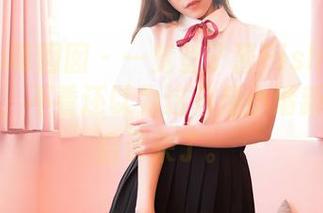 Feilin嗲囡囡 – 一览鱼子酱Fish的全套体操服，不看还以为这只是小清新，下载启示来了。