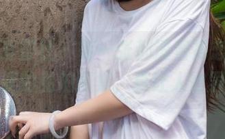 IMiss爱蜜社 – 每一张都透着初恋气息，游潇潇的私拍图集，真让人欲罢不能