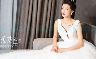 KelaGirls克拉女神 – 静宜这套写真，红情绿意谁能拒绝？