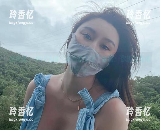 微密圈 - MIYA的“后妈低胸裙”套图：你能猜到她台词吗？