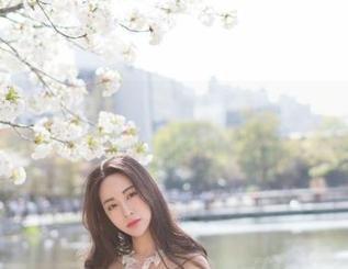 MiStar魅妍社 – Sukki的睡衣写真：最新尝试，舒适与优雅的碰撞