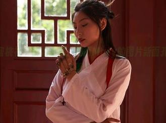 MiiTao蜜桃社 – 御姐复苏:玛丽Mary的图片新面孔,敢不敢看?