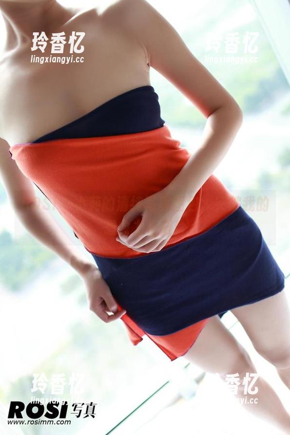 ROSI - 小莉的清纯写真图包，突破我的想象力极限！