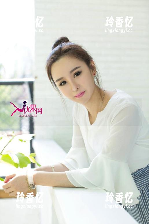 UGirls尤果网 - 美图里的松果儿：连体衣也能带你飞！