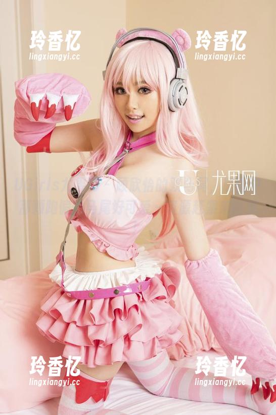 UGirls尤果网 - 顾欣怡的双马尾，原图中那颗跑偏的马尾好可爱～资源赶紧来围观！