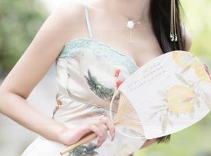 XIAOYU语画界 – 红裙子+Cris_卓娅祺，两个关键词锁定这个图包，下载了我就信你行
