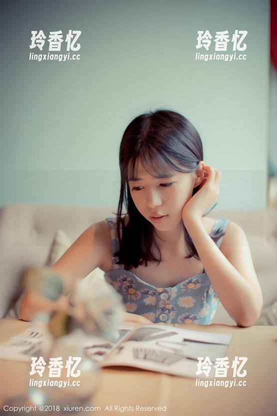 Xiuren秀人网-sophie余冰 Xiuren秀人网 - 看!sophie余冰的毛衣,不要太随意了,我猜她脑海里也在打小算盘。