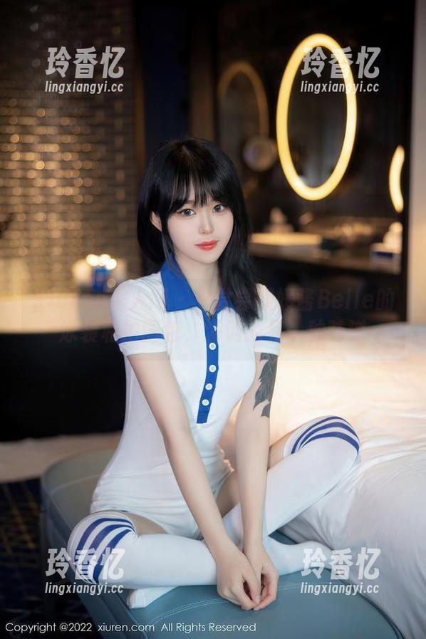 Xiuren秀人网 - 来尝尝媛媛酱Belle的泳装私拍图包，海滩的另一种味道