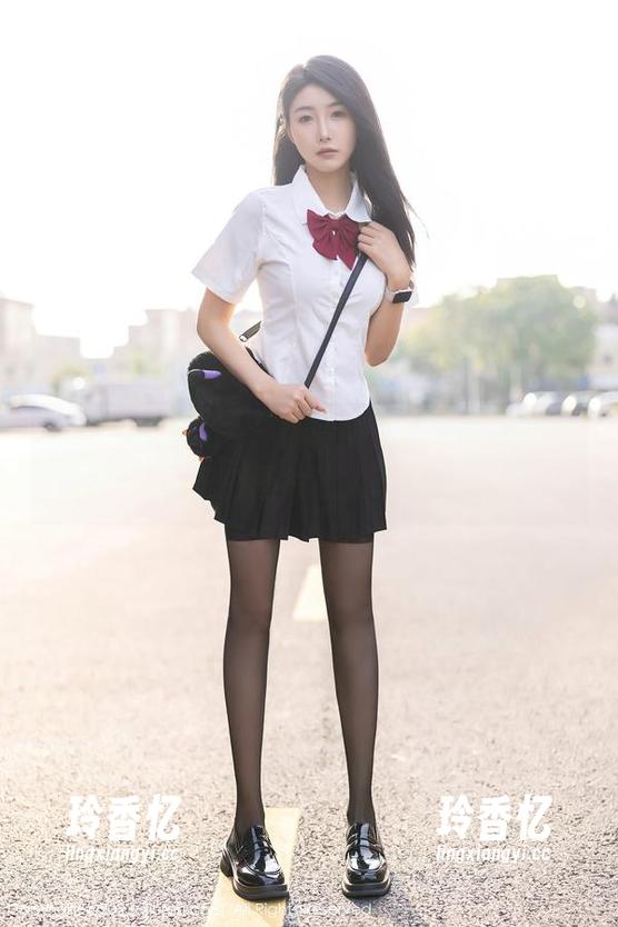 Xiuren秀人网 - 福利来了，李丽莎在水手服里，图片让人想多了。
