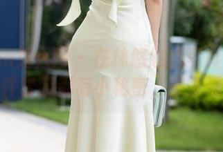 Xiuren秀人网 – 在林悠悠的写真合集里，每件套装都有小秘密，来发现吧！