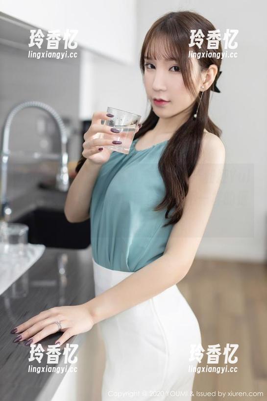 YouMi尤蜜荟 - 福利走一波，严利娅Yuliya的“奶牛”图集带你体验不一样的惬意！