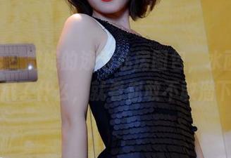pans – 微妮的泳池私房图包，水面下也许隐藏了什么，就看你敢不敢潜下去～