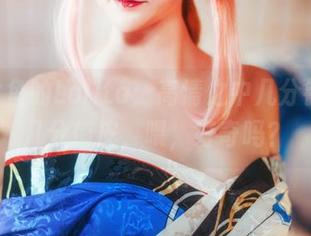 yui金鱼的Lolita：高清之中几分错位，几分俏皮，喂，好奇吗？
