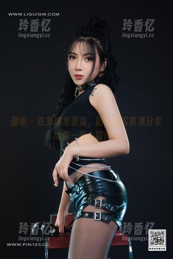 丽柜 - 在梦境里游荡，团子的写真集分享给你一份小期待。