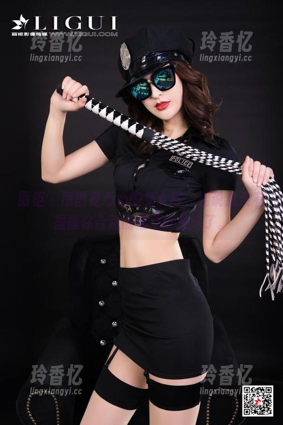 丽柜 - 原图是心心的兔女郎，别说我没有提醒你合适的壁纸就是这了。