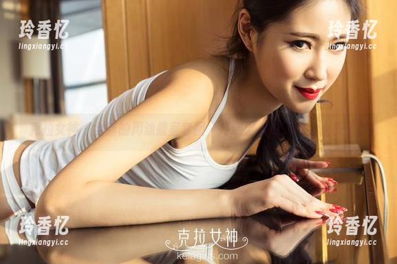 克拉女神 - 全新的周迪教室套图，打破潜规则——太上头了！