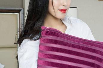 克拉女神 – 璇子的JK：每天换壁纸，你觉得这图好看吗？