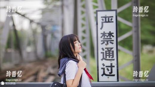 在线报到，兔玩映画的体操服裸腿，真是神奇的协调感