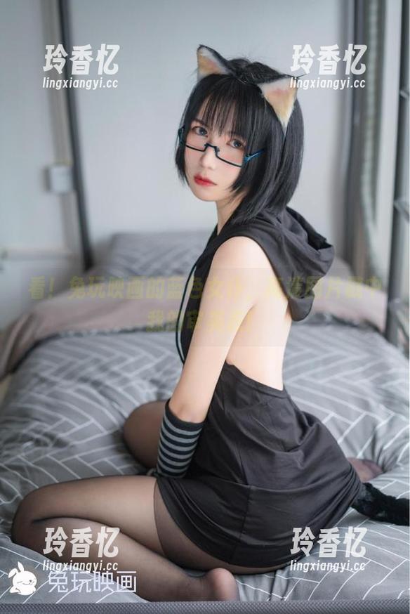 看！兔玩映画的蓝色女仆，高清图片戳中我的审美点！