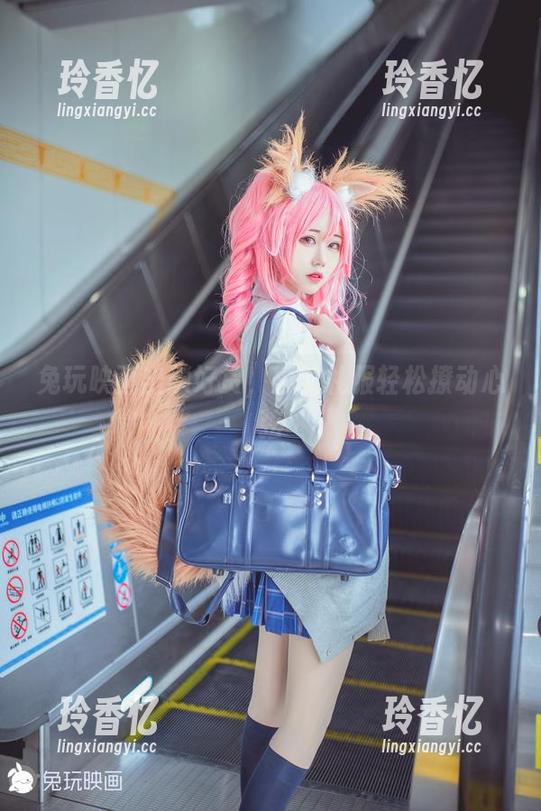 兔玩映画出趟好货，惠的礼服轻松撩动心弦