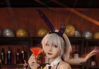 厨娘兔胖胖min的写真，明明在做饭却让我又想打包！