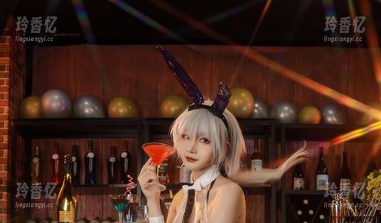 兔胖胖min 厨娘兔胖胖min的写真,明明在做饭却让我又想打包!