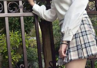 初夏女神 – ここに水手服！环环的图包又一次挑战我的想象力