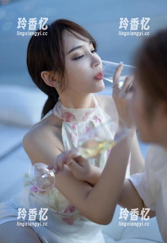微密圈 - 我往全套礼服图包里倒一碗热泪——周妍希你别太美了！