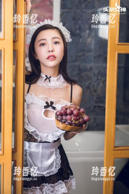 头条女神 - 收工吧！乔安的美足写真让人无从抵挡的合集