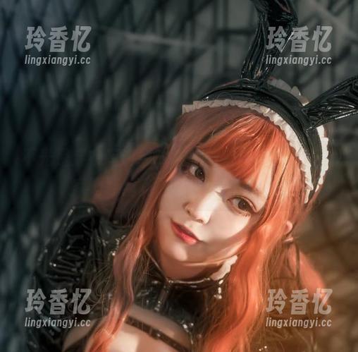 不光是穿衣有讲究，连脚型都能撩人，奇行家狗崽出品，必属精品美图！