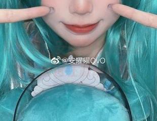 免费写真时刻，安曜曜的教室2，唉，窗外的鸟也在躁动心情。