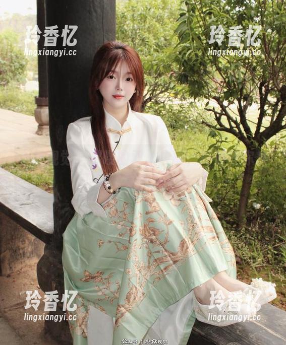 小众视觉 - 嘤嘤的双人故事，高清等你来下载，真心不错呢！