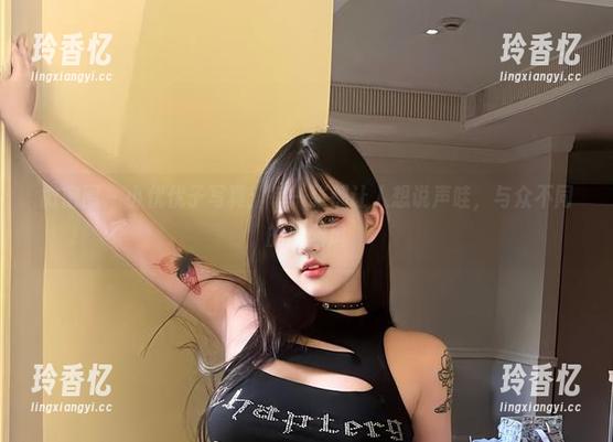 微密圈 - 小优优子写真：每一张都让人想说声哇，与众不同的校园风