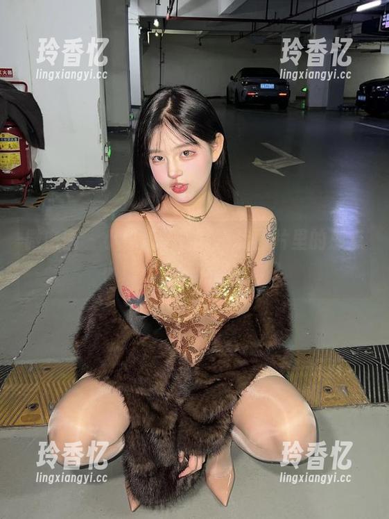 微密圈 - 小优优子，写真和图片里的那点小秘密，你能发现吗？