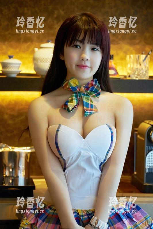 推女郎 - 小九九的水手服写真合集，听说今天要带来点海风的味道？