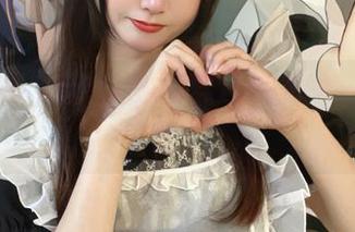 美图大赏，无筝ryou穿连体衣的一千种方式。