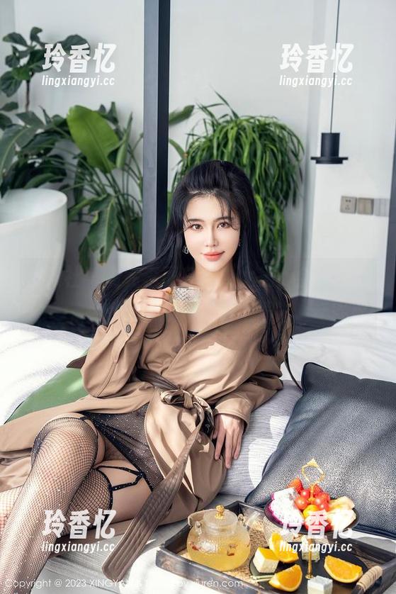 星颜社 - 看完李丽莎的“女王”全套，内心小剧场不断上演