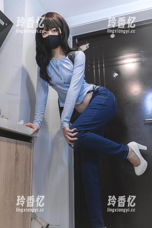 直面杏仁曲奇的日常，最新原图显得有些不堪