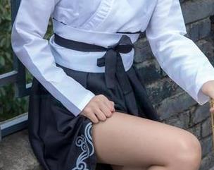 梦丝女神 – 蓝色仙女与高清壁纸的完美结合，玥玥只需一根手指就能拯救一片天空！