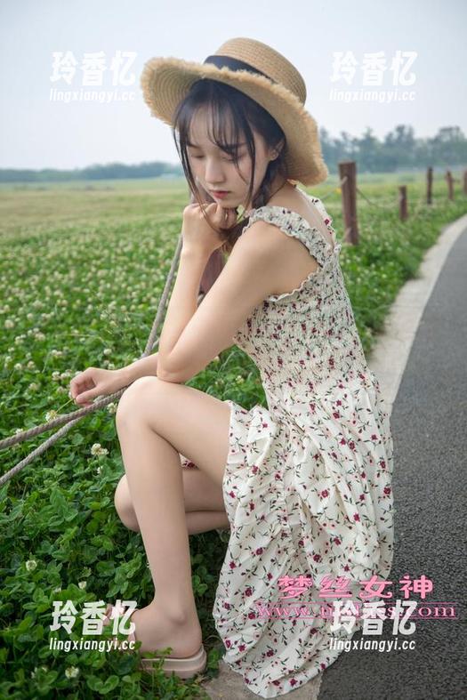 梦丝女神 - 从梦中醒来的仙女：诗琪的写真，快来瞧瞧她的睡眼惺忪