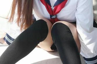 模范学院 – 在浴缸里来一场游泳比赛，梦梵的图包下载通道已开启！