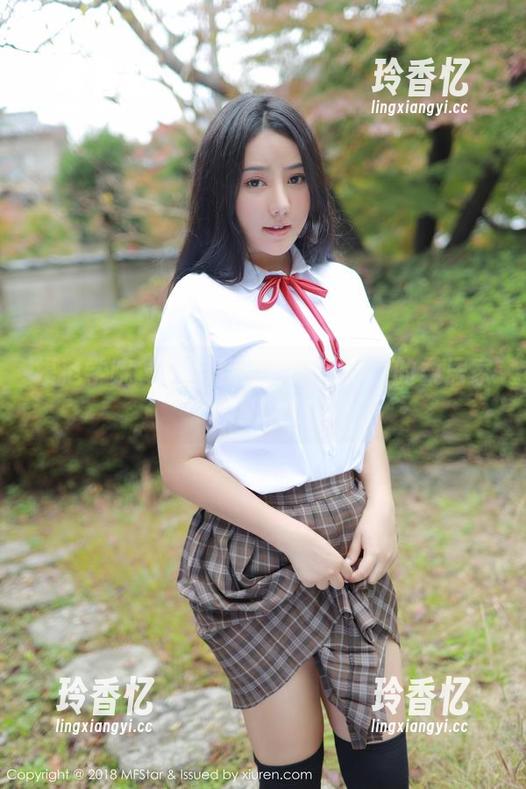 模范学院 - 我与我的沙发：温柔的柔居家原图大赏