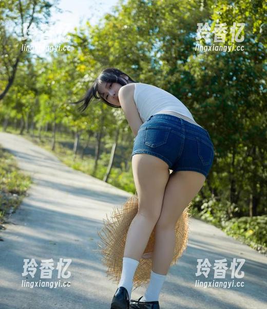 成都漫展的浅安安兔女郎：原图和图集中看我如何把可爱玩得风骚！