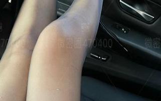 微密圈 – 牛奶里的果汁的套图，偏偏喜欢纯白和无圣光的傲娇结合