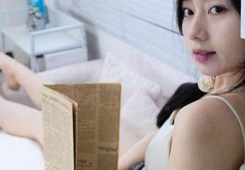 甜予摄影 – 齐齐的裤里丝，洗脑美图，你敢不下载吗？