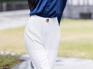 秀人网 – 初梦瑶兔女郎全集,大概是我早上醒来时想制服自己的那种感觉。